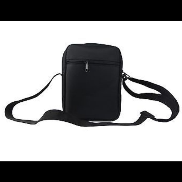 WATER MESSENGER CROSSBODY PURSE - Picture 6 of 7